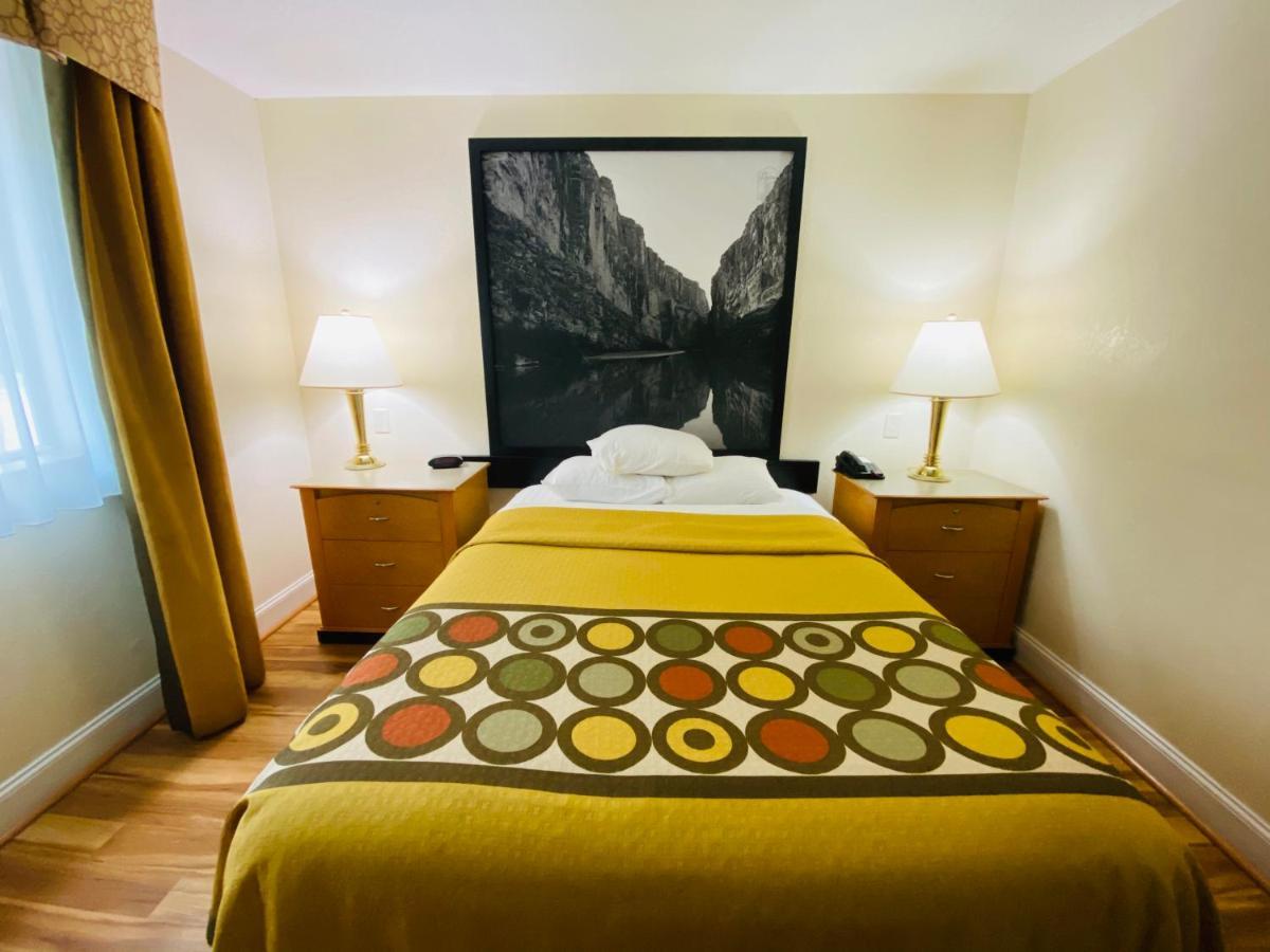Super 8 By Wyndham Anderson/Clemson Area Motel Buitenkant foto