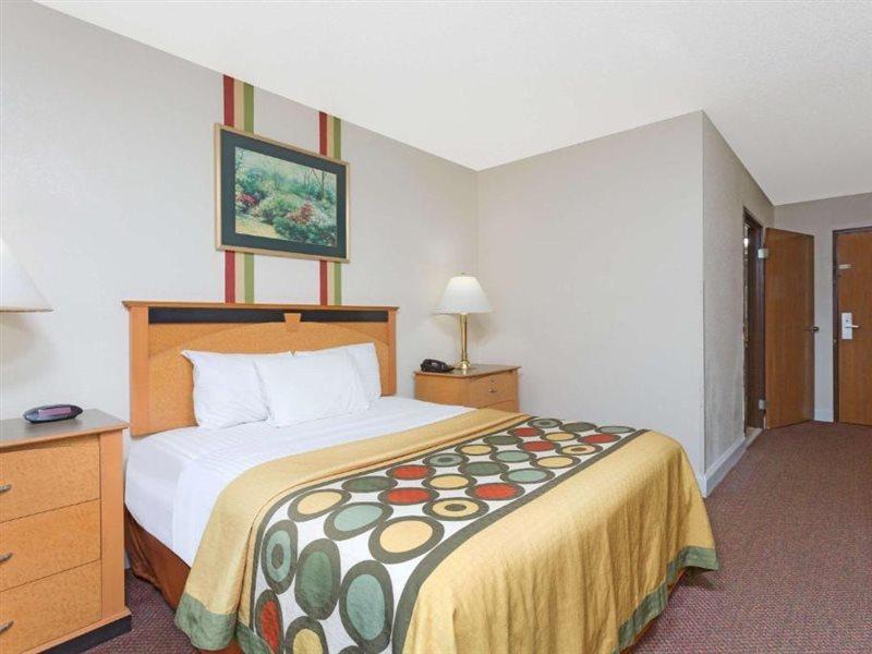 Super 8 By Wyndham Anderson/Clemson Area Motel Buitenkant foto