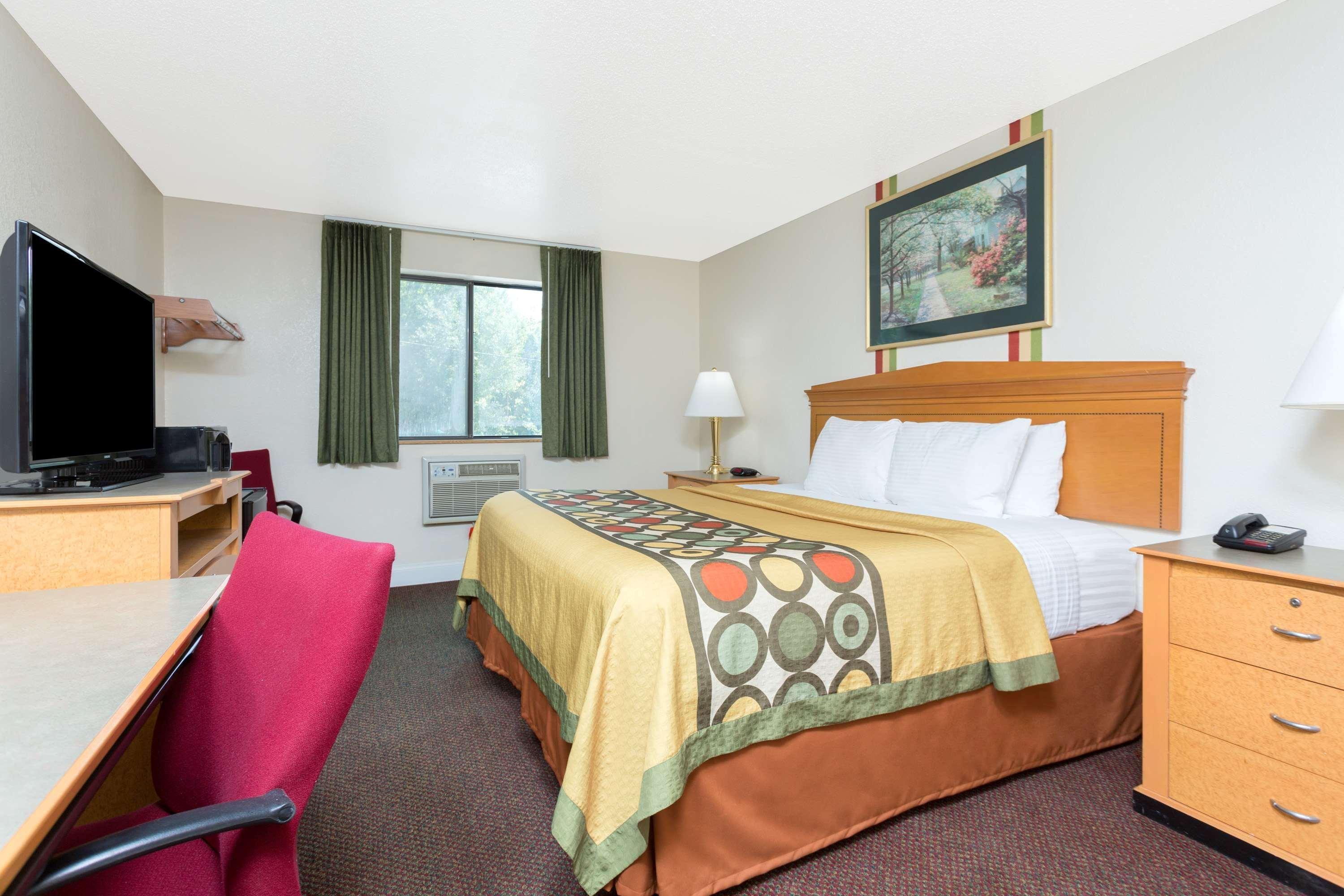 Super 8 By Wyndham Anderson/Clemson Area Motel Buitenkant foto